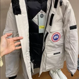 Canada Goose Jacket