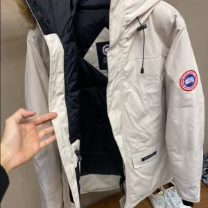 Canada Goose Jacket