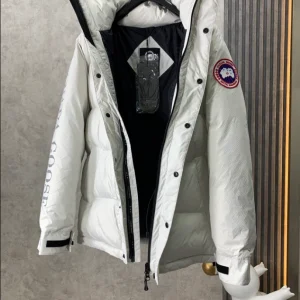 Canada Goose Jacket