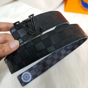 LOUIS VUITTON BELT