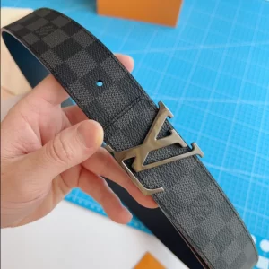 LV Initiales 40mm Reversible Belt 