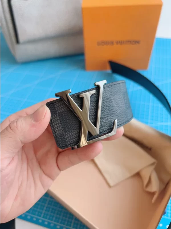 LV Initiales 40mm Reversible Belt 