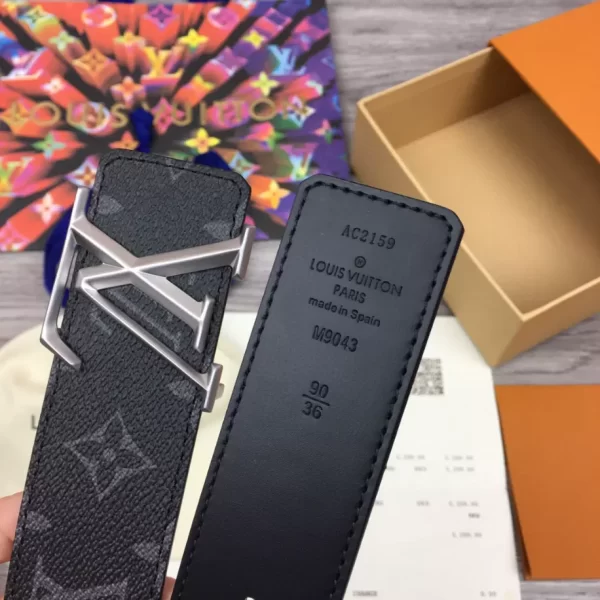 LV Pyramide 40mm Belt