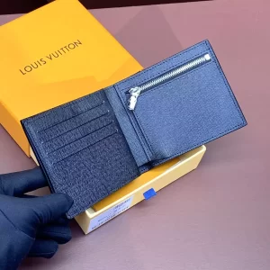 Louis Vuitton Amerigo Wallet - WL18