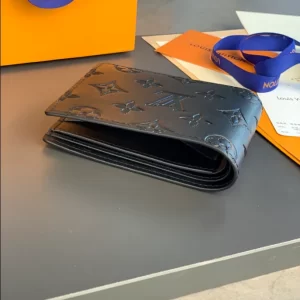 Louis Vuitton Multiple Wallet - WL06