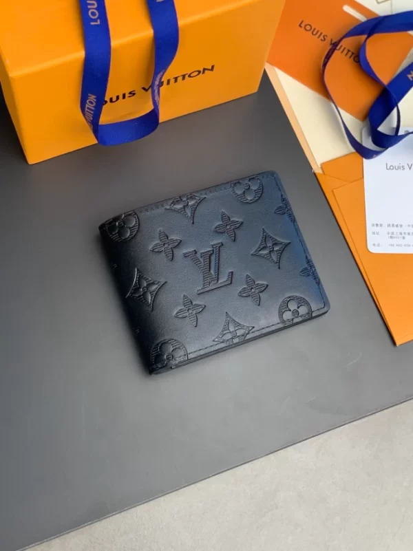 Louis Vuitton Multiple Wallet - WL06