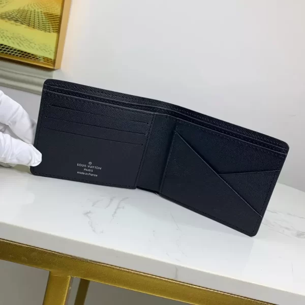 Louis Vuitton Multiple Wallet - WL09