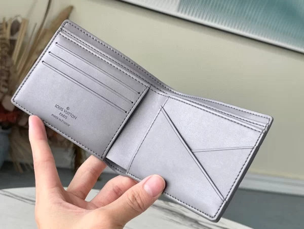 Louis Vuitton Multiple Wallet - WL13