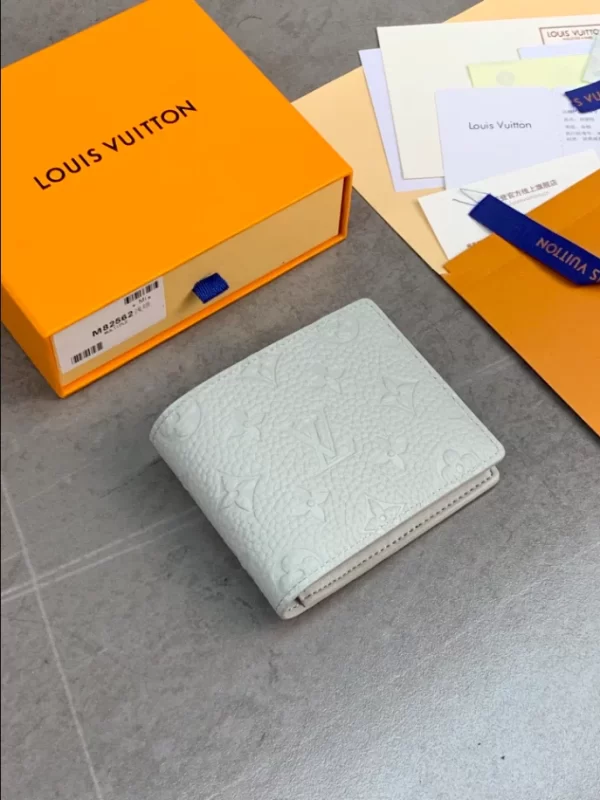 Louis Vuitton Multiple Wallet - WL14