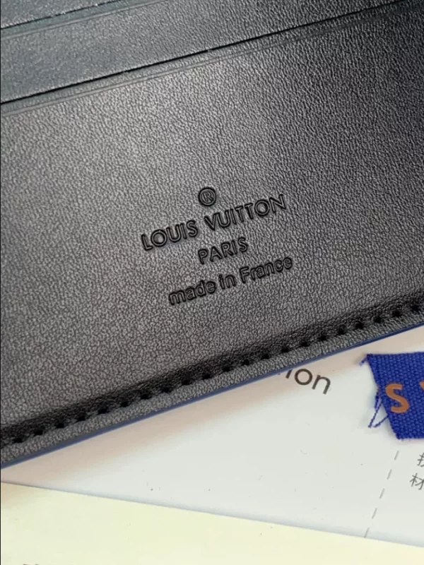 Louis Vuitton Multiple Wallet - WL15