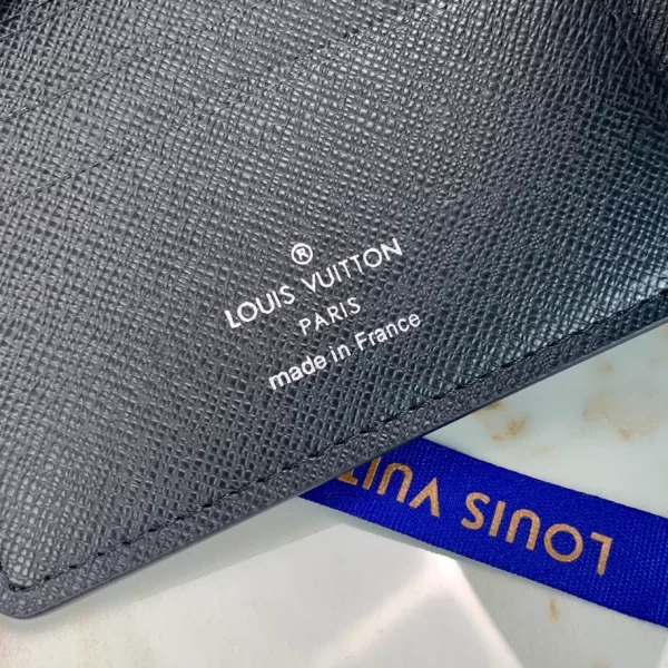 Louis Vuitton Multiple Wallet - WL19