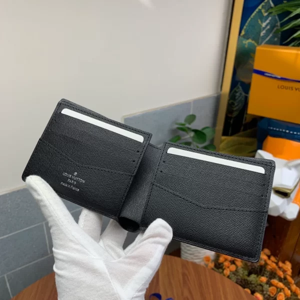 Louis Vuitton Slender Wallet - WL23