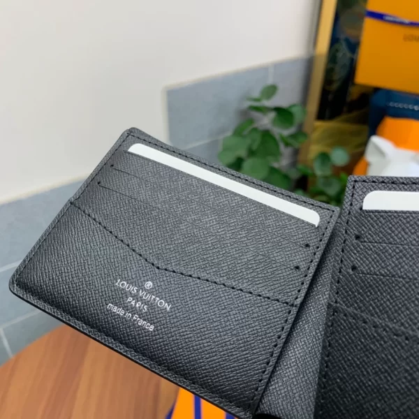 Louis Vuitton Slender Wallet - WL23