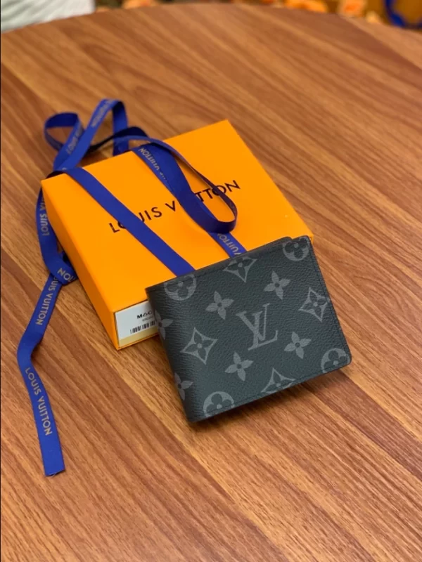 Louis Vuitton Slender Wallet - WL23