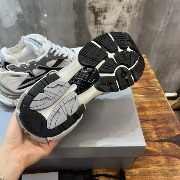 Balenciaga Runner Sneaker - RBS02