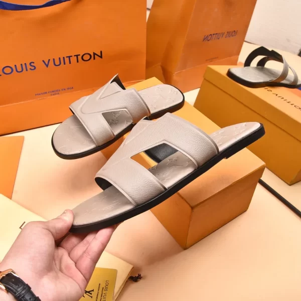 LV Oasis Mule - S04