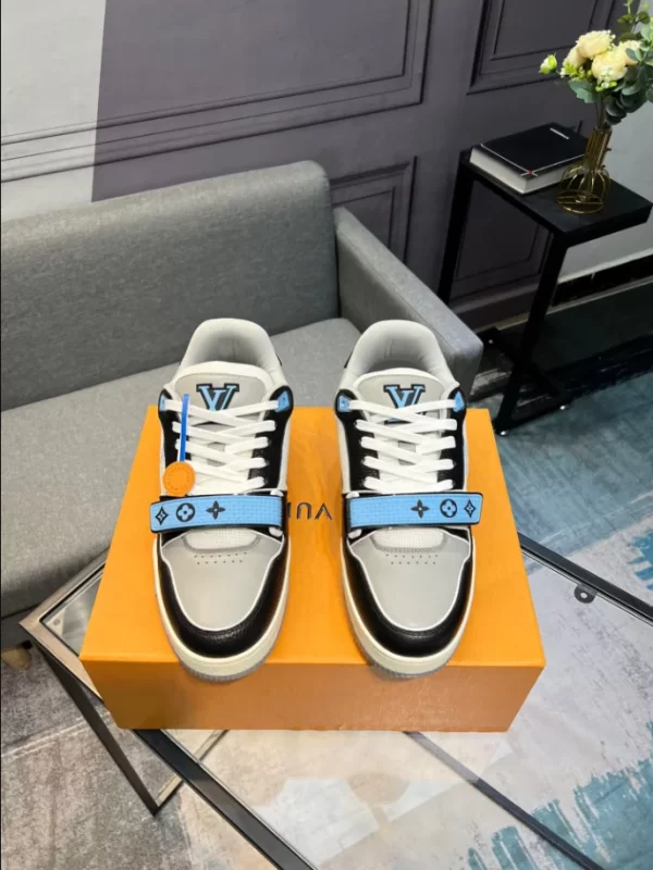 LV Trainer Sneaker - RLS03