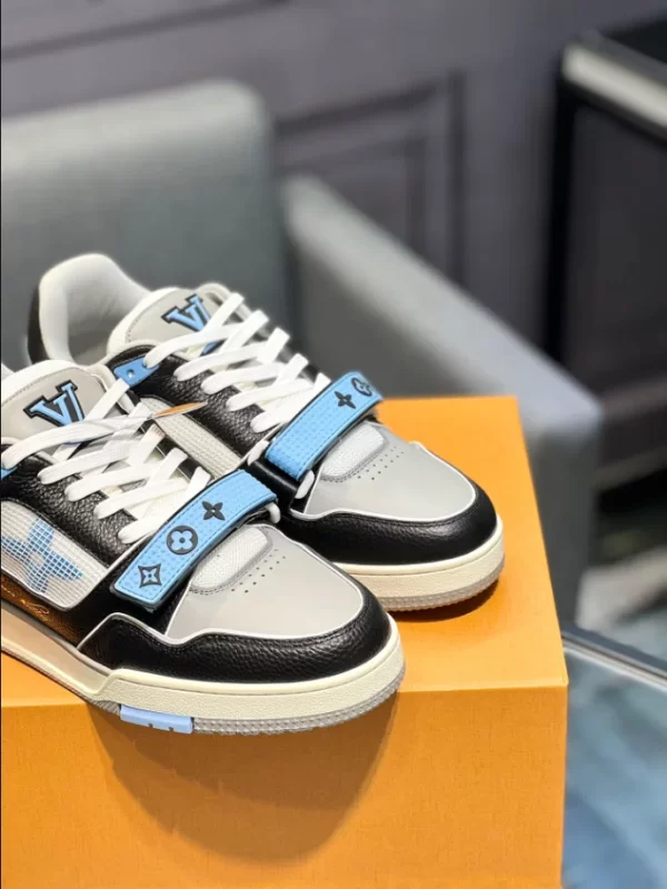 LV Trainer Sneaker - RLS03