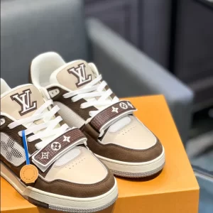 LV Trainer Sneaker - RLS04