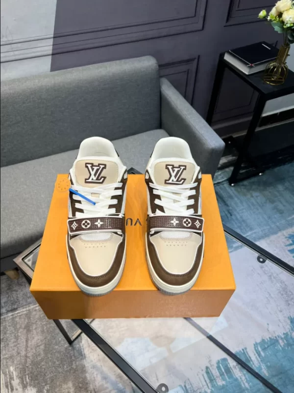 LV Trainer Sneaker - RLS04