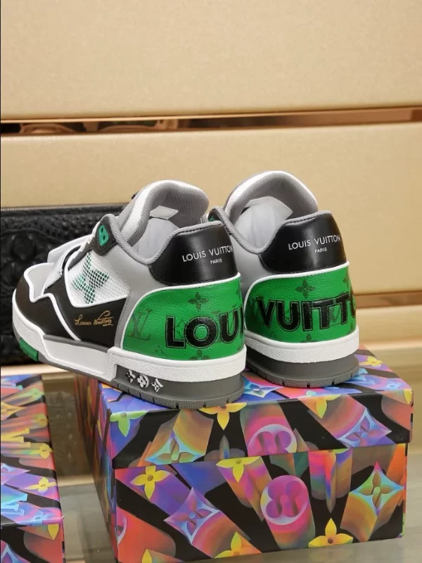 LV Trainer Sneaker - RLS05