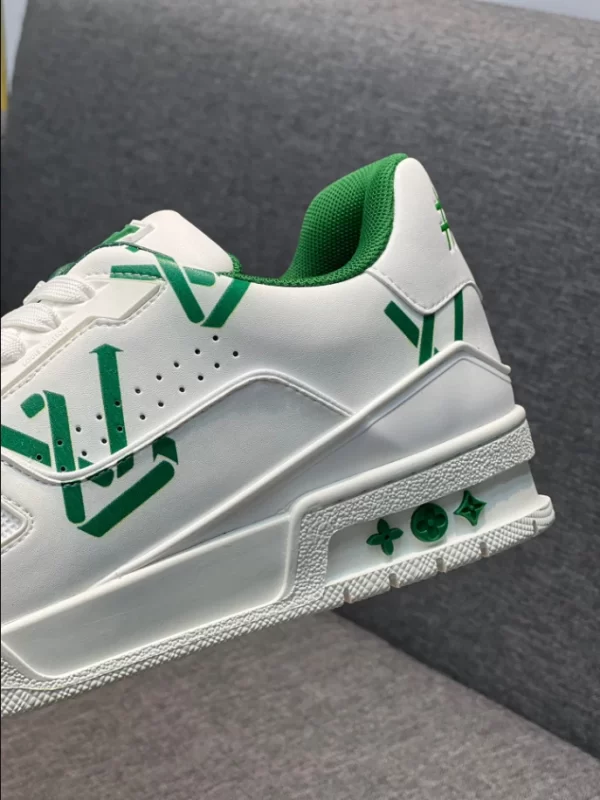 LV Trainer Sneaker - RLS18