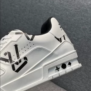 LV Trainer Sneaker - RLS19