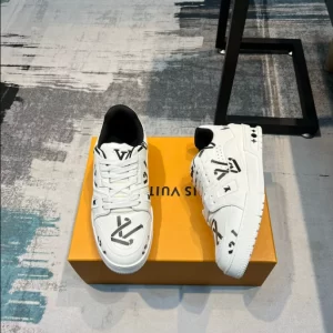 LV Trainer Sneaker - RLS19