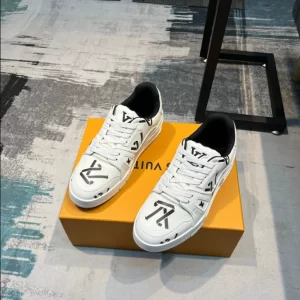 LV Trainer Sneaker - RLS19