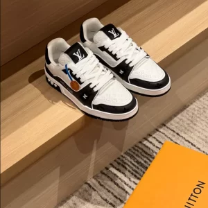 LV Trainer Sneaker - RLS25