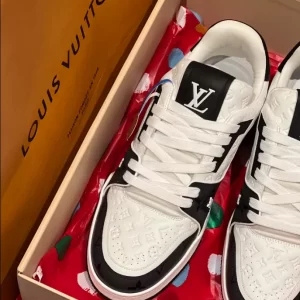 LV Trainer Sneaker - RLS25