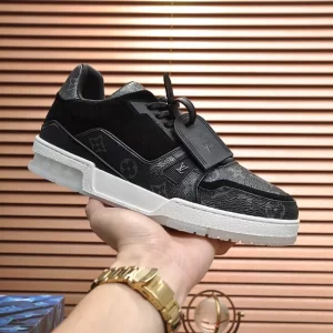 LV Trainer Sneaker - RLS28