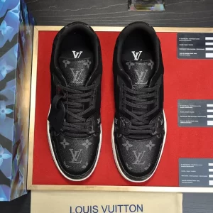 LV Trainer Sneaker - RLS28