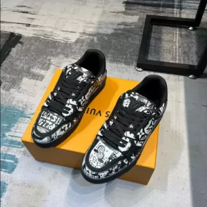 LV Trainer Sneaker - RLS32