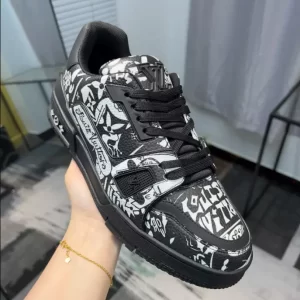 LV Trainer Sneaker - RLS32