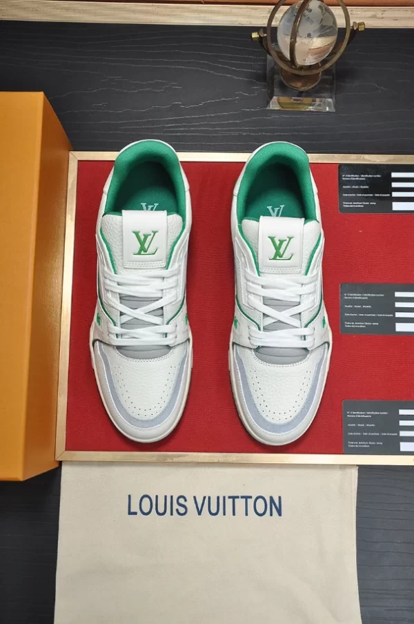 LV Trainer Sneaker - RLS34