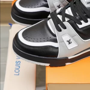 LV Trainer Sneaker - RLS39