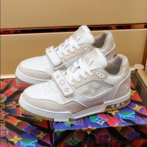 LV Trainer Sneaker - RLS43