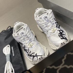 Balenciaga Runner Graffiti Sneaker - RBS12