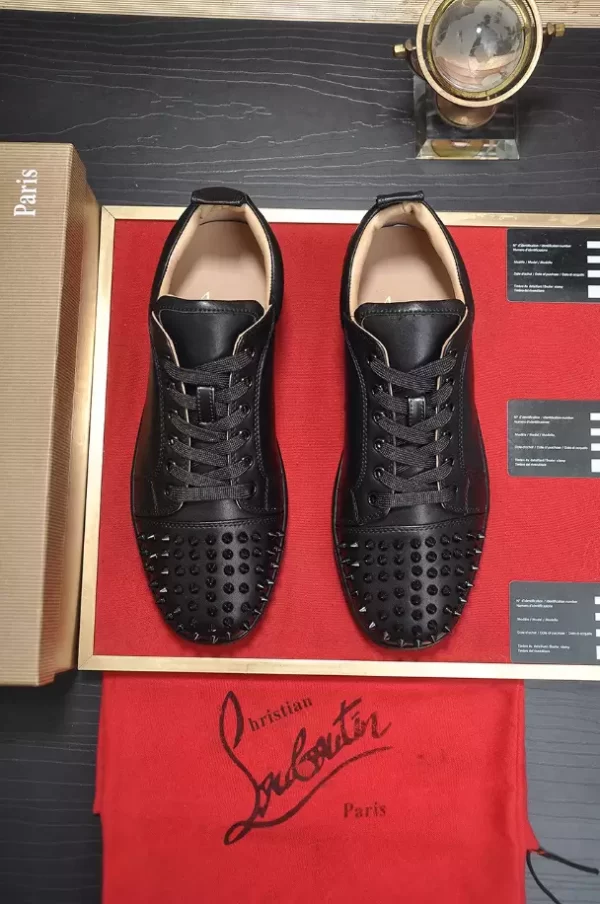 Christian Louboutin Louis Junior Spikes Sneaker – CRS01