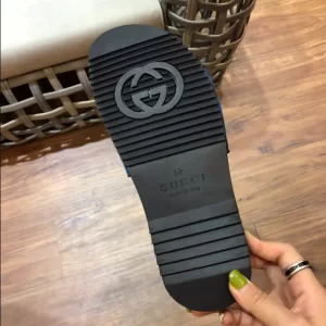 Men's Slide Sandal With Straps