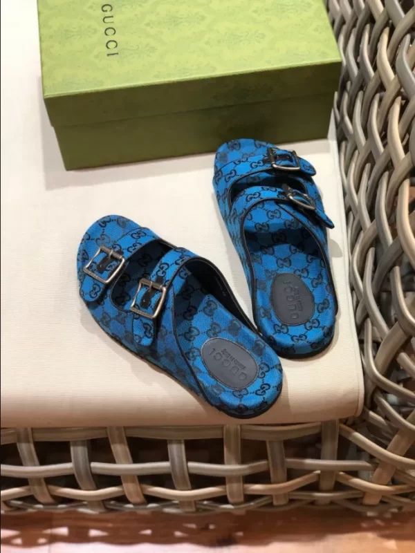 Men's Slide Sandal With Straps