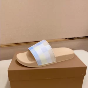 Burberry Check Slides - SB06