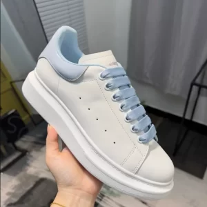 Alexander McQueen Oversized Sneaker - RAS13