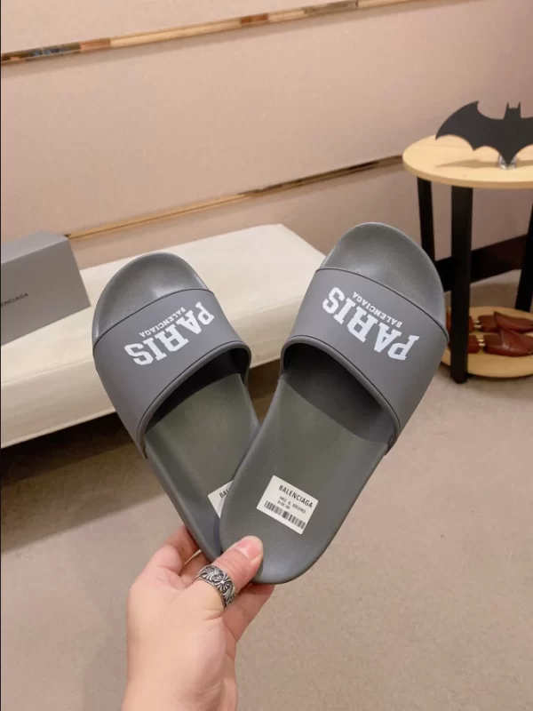 Balenciaga Pool Slide Sandals - BS10