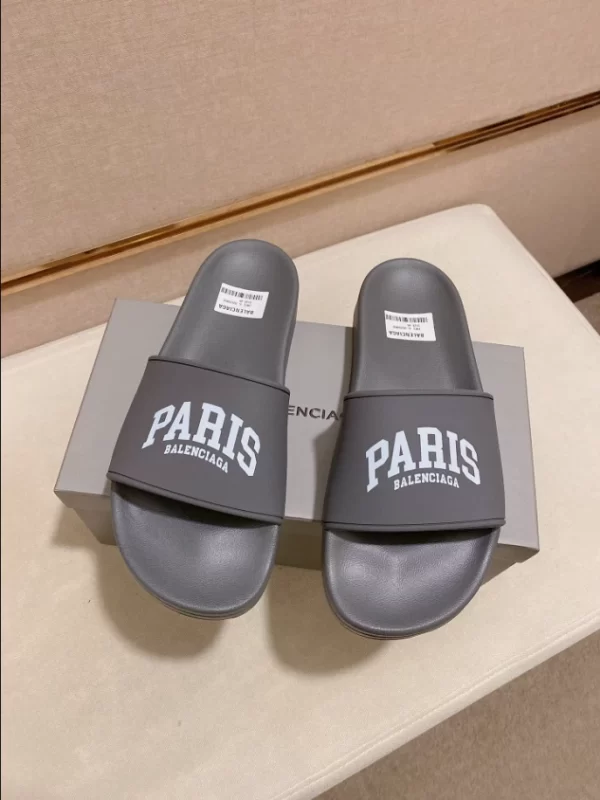 Balenciaga Pool Slide Sandals - BS10