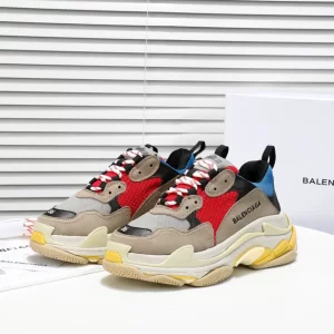 Balenciaga Triple S Sneaker - RBS50