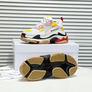 Balenciaga Triple S Sneaker - RBS57