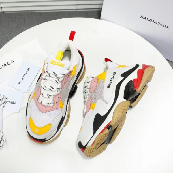 Balenciaga Triple S Sneaker - RBS57