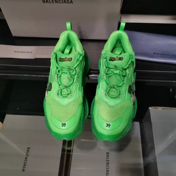 Balenciaga Triple S Sneaker - RBS66